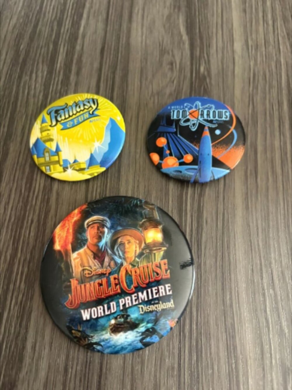 Disneyland AP Pin Set 2016 FantasyLand & Tomorrowland Bonus Jungle Cruise